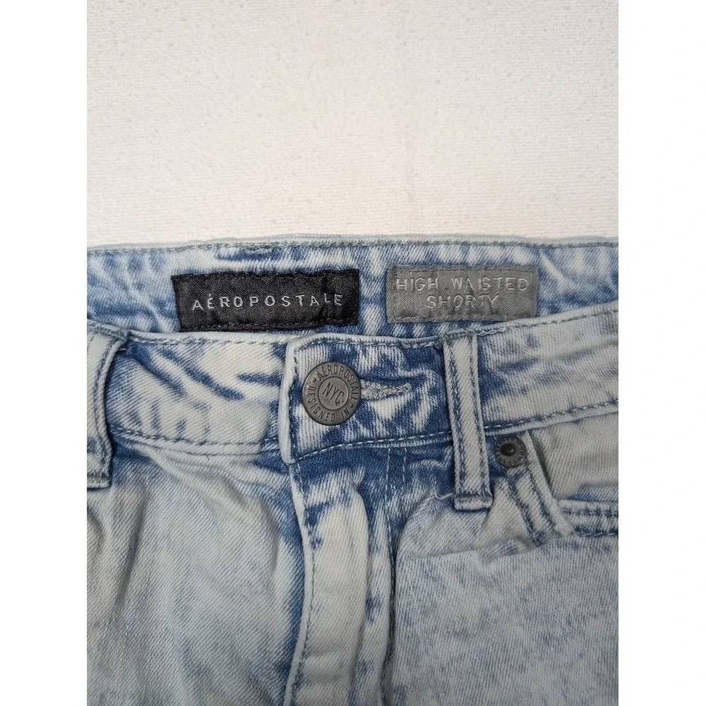 Aeropostale‎ High Waisted Shorty Shorts Size 2 Distressed Denim Acid Wash Booty